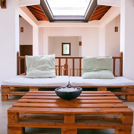 Battaramulla Boutique Villa سري جاياواردنيبورا كوتي المظهر الخارجي الصورة