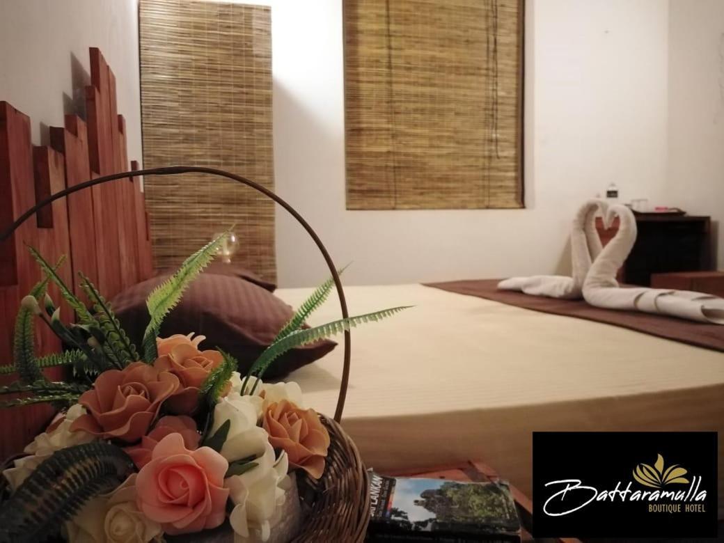 Battaramulla Boutique Villa سري جاياواردنيبورا كوتي المظهر الخارجي الصورة