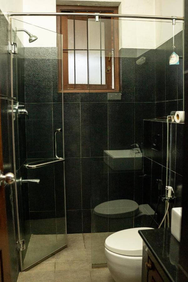 Battaramulla Boutique Villa سري جاياواردنيبورا كوتي المظهر الخارجي الصورة