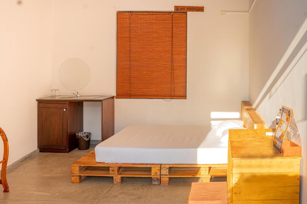 Battaramulla Boutique Villa سري جاياواردنيبورا كوتي المظهر الخارجي الصورة