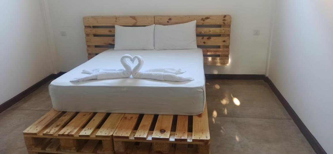 Battaramulla Boutique Villa سري جاياواردنيبورا كوتي المظهر الخارجي الصورة
